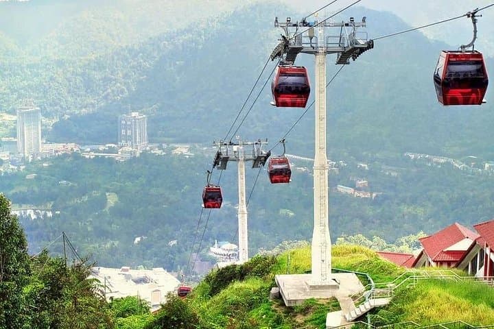 Genting Highlands Day Trip from Kuala Lumpur — Awana Skyway Cable Car & Resort Highlights photo 2
