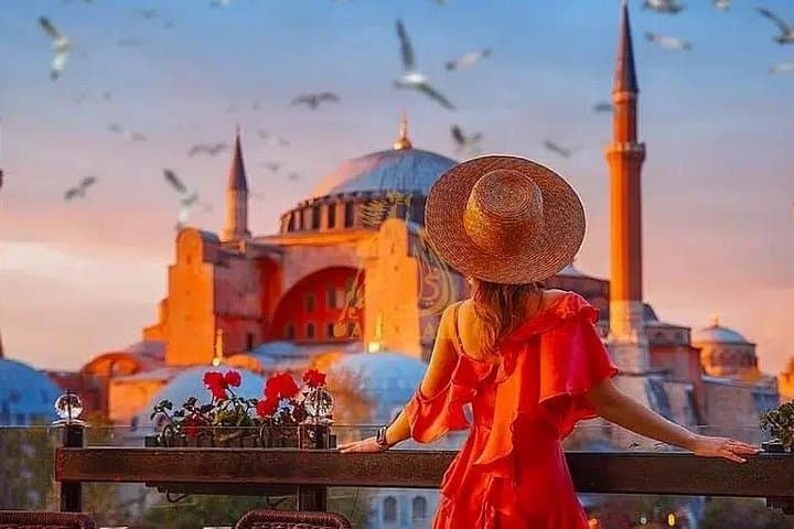 Istanbul Sultans Secrets Tour — Private All-Inclusive Sultanahmet & Galata Highlights photo 2