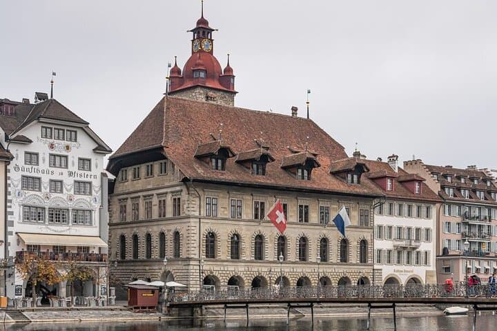 Geneva to Interlaken & Grindelwald: Private Full-Day Alpine Drive photo 5