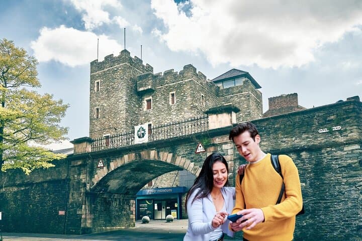 Conquer Derry Quest: Self-Guided City Walk and Interactive Treasure Hunt photo 3