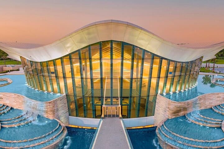 Deep Dive Dubai: Inside the World's Deepest Urban Dive Pool photo 2