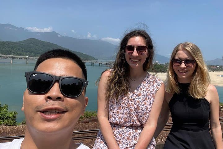 Phong Nha to Ninh Binh Private Transfer: Door-to-Door Car with Driver photo 3