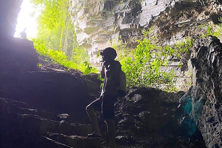 Yangshuo Karst Caving Adventure — Half-Day Guided Cave Tour with Transfer photo 5