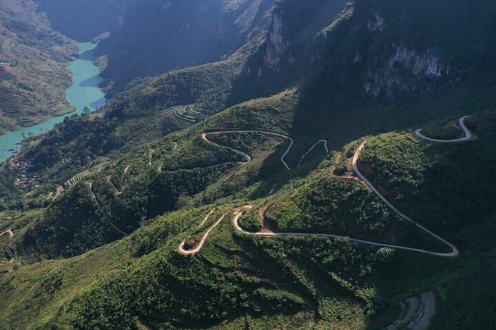 Ha Giang 4D4N Motorbike Loop: Small-Group Semi-Automatic Tour photo 3