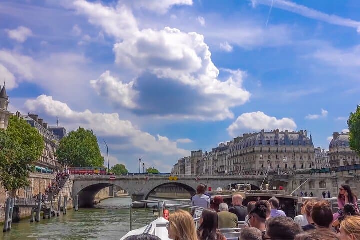 Eiffel Tower Lunch & Seine River Cruise: Full-Day Paris Sightseeing photo 5