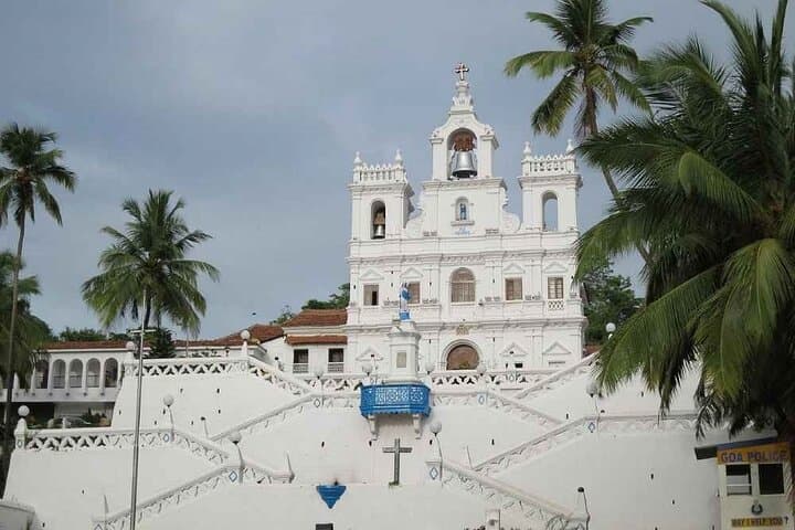full-day-south-goa-sightseeing-tour-old-goa-spice-plantation-and-beaches photo 6