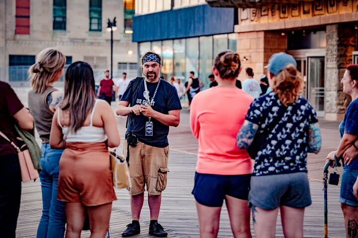 Unveiling the Haunting Secrets of Santa Monica's Ghost Tour photo 6