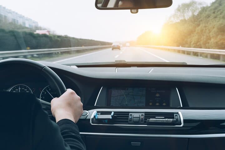 Private Transfer from Abu Dhabi Airport (AUH) to City Center — Reliable Door-to-Door Ride photo 2
