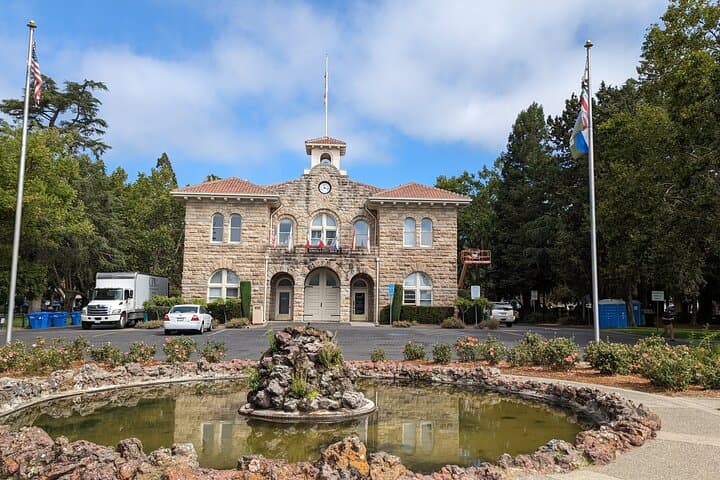 Sonoma Scavenger Hunt: Self-Guided Walking Game Through Sonoma Plaza