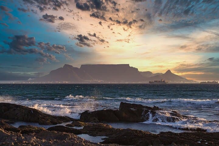 Table Mountain, Robben Island & Bo-Kaap Full-Day Cape Town Tour