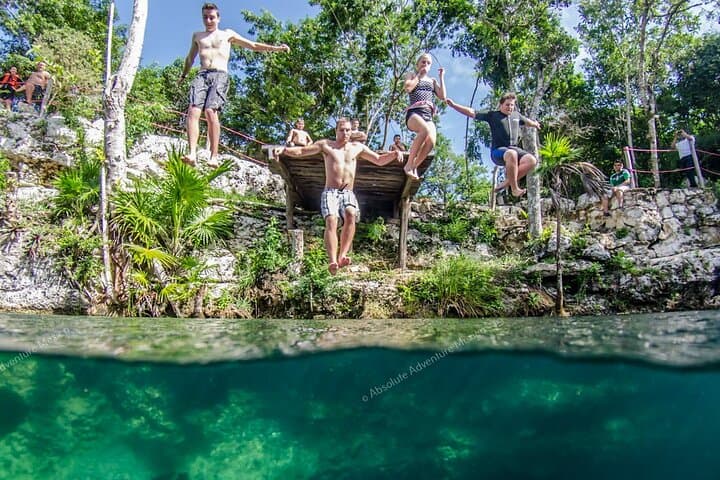 Tulum VIP Private Tour: Cenote Swim, Tulum Ruins & Akumal Turtle Snorkel photo 4