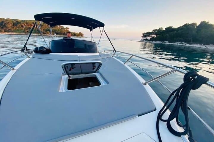 Half-Day Shared Boat Tour from Palermo — Snorkel Caves, Mondello & Aperitif photo 5