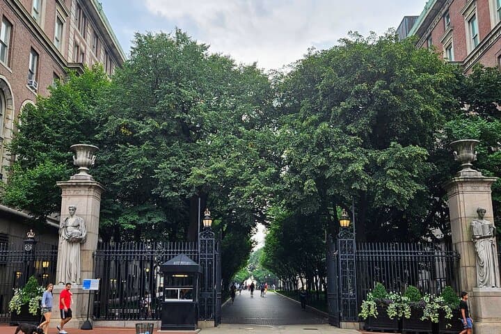 Oppenheimer on the Upper West Side: A Walking Tour of New York's Scientific Streets photo 3