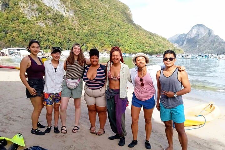 El Nido Tour D: Full-Day Island Hopping in Bacuit Bay with Beach Lunch photo 3