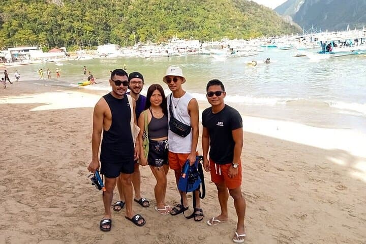 El Nido Tour D: Full-Day Island Hopping in Bacuit Bay with Beach Lunch photo 5