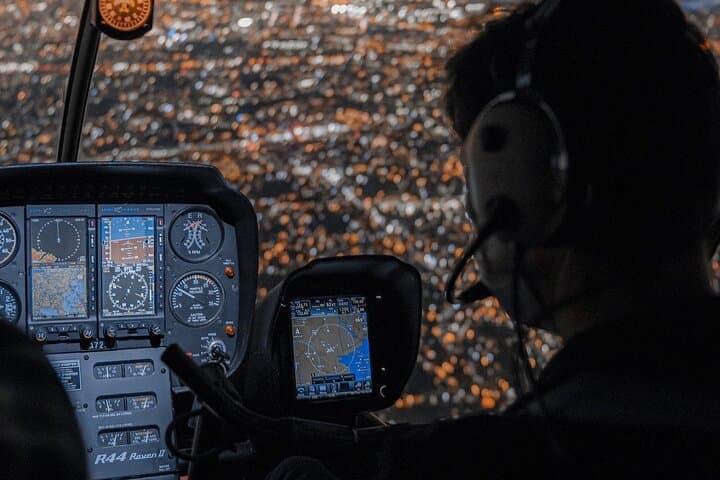 Tokyo City Lights Helicopter Tour: Skytree & Asakusa Night Flight