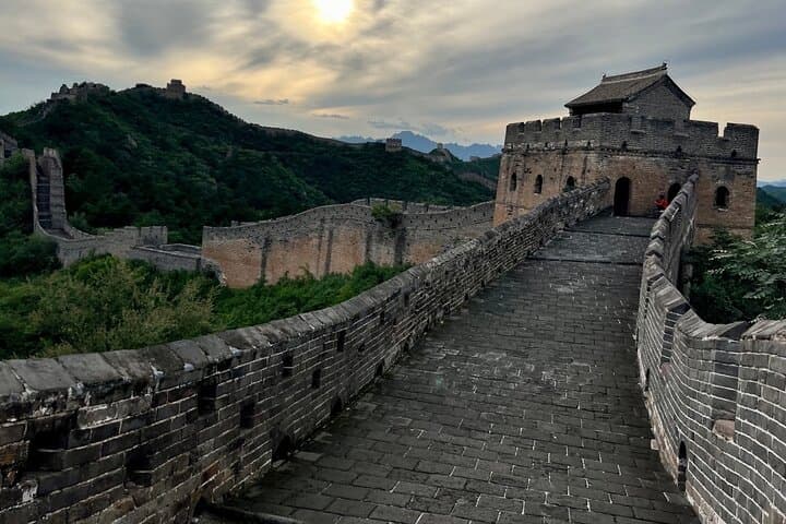 2-Day Great Wall Hiking Tour: Jiankou to Mutianyu, Gubeikou & Jinshanling photo 5