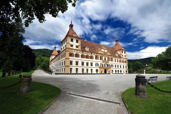 Explore Graz by Bike: Private Tour of Old Town & Eggenberg Palace photo 3