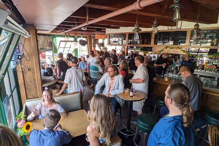 Pike Place Market Happy Hour Tour: Cocktails & Culture in Seattle photo 2