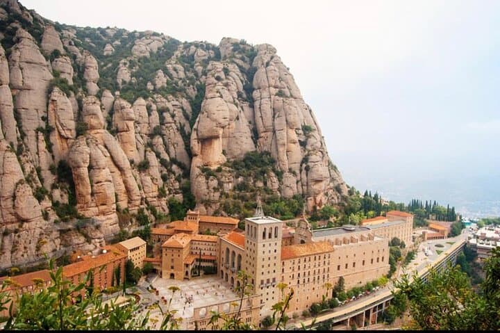 Private Morning Tour to Montserrat Monastery from Barcelona photo 6