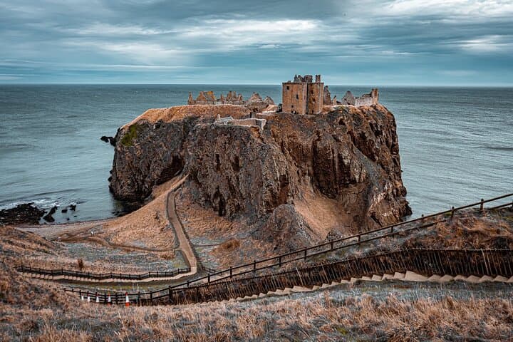 Day Trip from Edinburgh: St Andrews, Dunnottar Castle & Dundee Private Tour