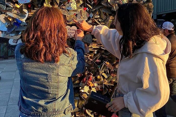 Adams Morgan Outdoor Escape Room: Interactive Scavenger Hunt in Washington, D.C. photo 3