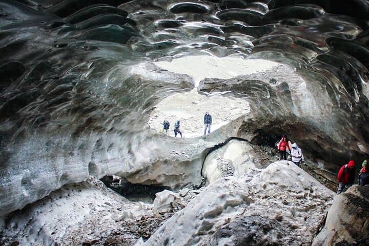 Trekking to Vinciguerra Glacier & Laguna de los Témpanos — Day Hike from Ushuaia