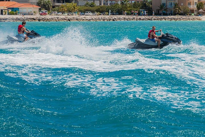 Aruba Waverunner at Eagle Beach — 30-Min Jetski Adventure Near Oranjestad photo 3