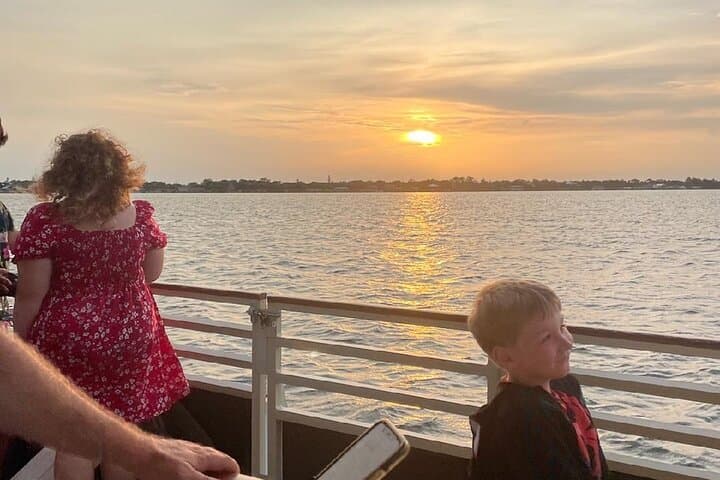 Banana River Cocoa Beach Sunset Cruise: Dolphin & Manatee Evening Tour photo 5