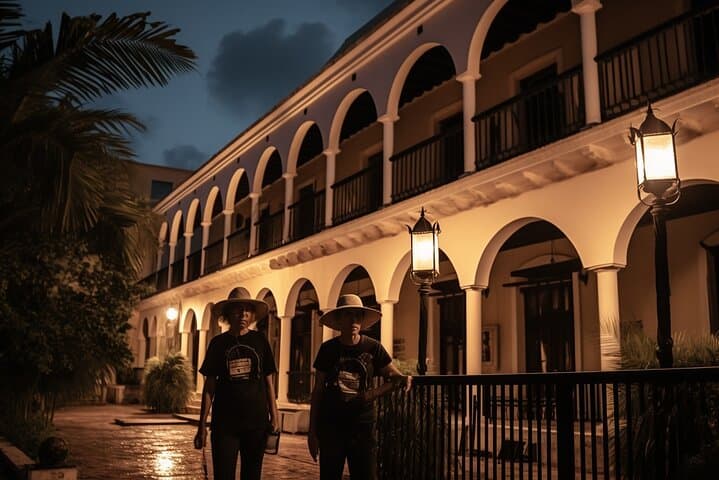 Night Walk Through Haunted Old San Juan: San Juan Ghost Tour photo 5