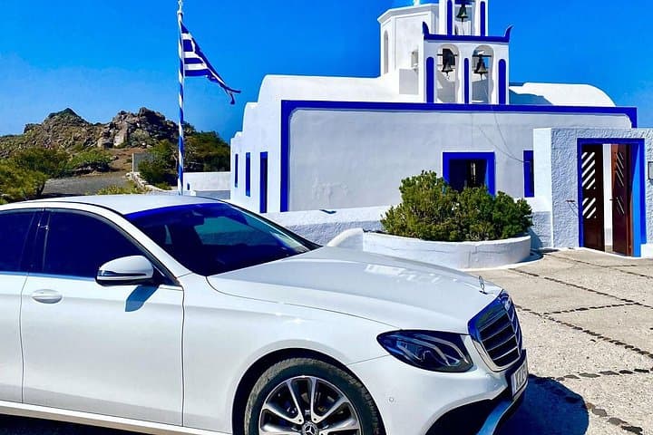 Santorini Limousine Private Half-Day Tour: Oia, Profitis Ilias & Black Beach photo 1