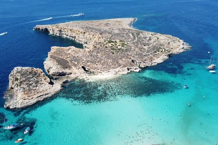 Private Boat Tour to Comino: Blue Lagoon, Crystal Lagoon & Hidden Caves photo 5