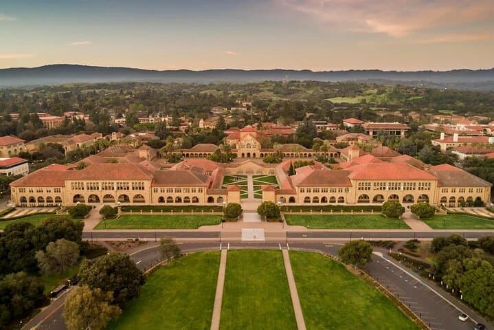 Private Stanford University Walking Tour: Campus Highlights & Practical Guide