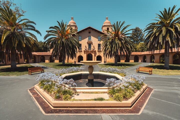 Private Stanford University Walking Tour: Campus Highlights & Practical Guide photo 4