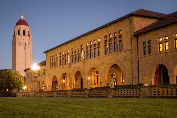 Private Stanford University Walking Tour: Campus Highlights & Practical Guide photo 2