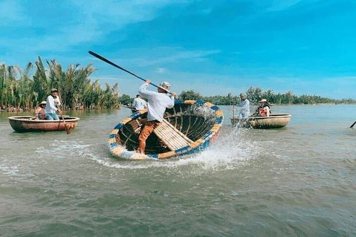 Hoi An Coconut Boat & Ancient Town Night Tour (Marble Mountain Option) photo 4