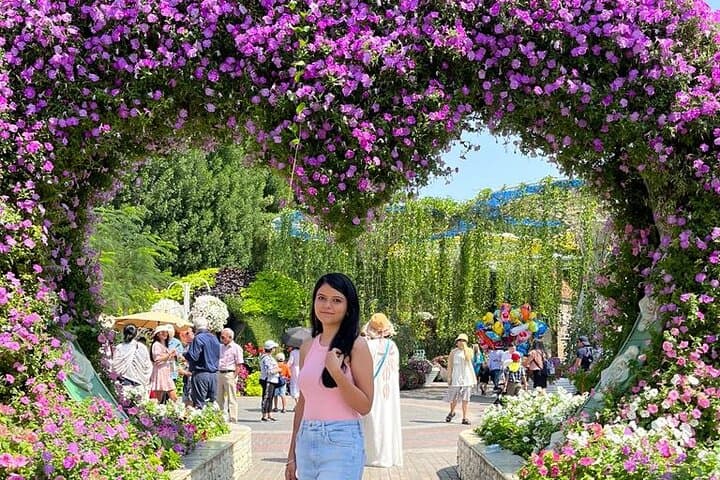 Dubai Miracle Garden Entry Tickets and Optional Private Transport