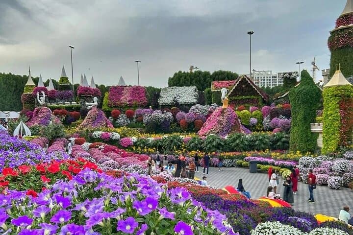 Dubai Miracle Garden Entry Tickets and Optional Private Transport photo 5