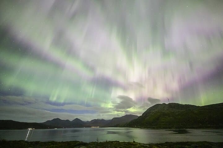 Aurora Chase from Tromsø: Night Photography and Northern Lights Minibus Tour photo 4