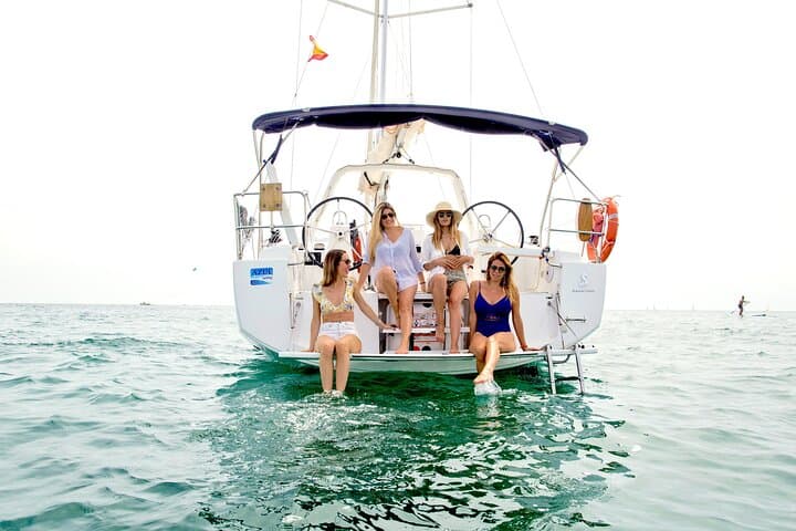 Private Barcelona Sailing with Open Bar & Snacks (Max 9)