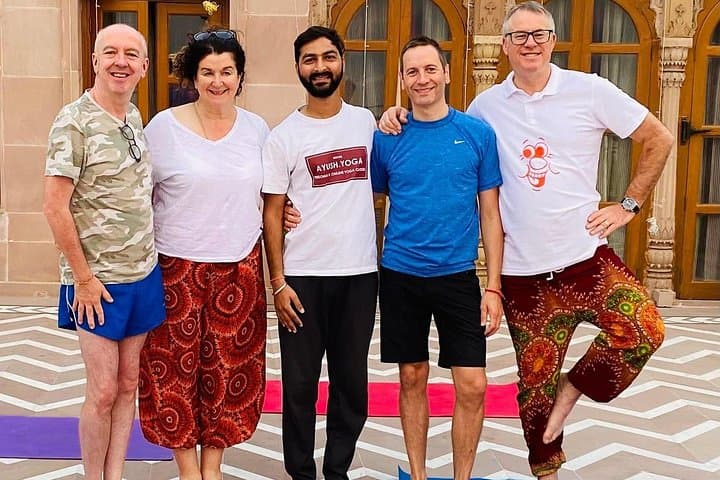 Sunrise Yoga on the Ganga Ghats: Mixed-Level Class in Varanasi photo 6