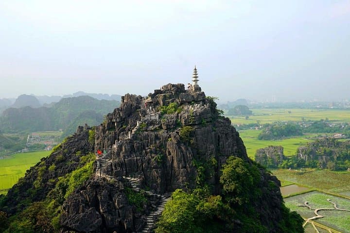 Ninh Binh Highlights: Hoa Lu, Bai Dinh, Trang An, Tam Coc & Mua Cave Day Tour photo 4