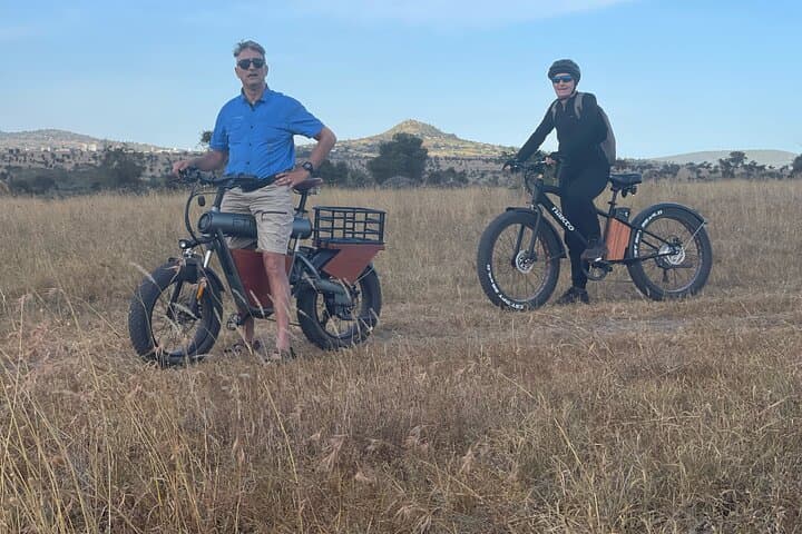 Private E-Bike Safari at Hell's Gate National Park, Naivasha — Buffalo Circuit photo 2