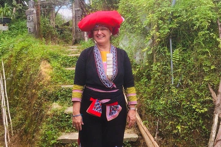 Ta Phin & Red Dao Village Half-Day: Sapa Cultural Walk and Ta Phin Cave photo 2