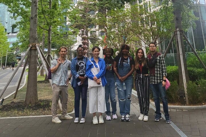 Seongsu-dong Walking Tour — K-Pop, Cafes, Seoul Forest & Handmade Shoes photo 2