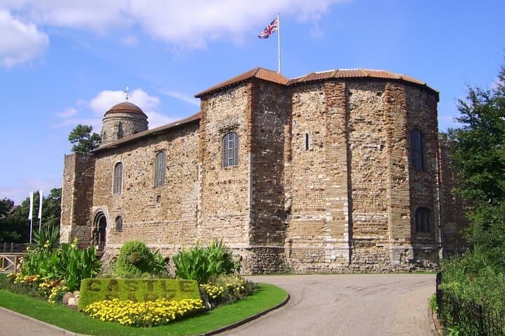 Colchester Historic Walking Tour: Castle, Civil War Sites & Local Stories