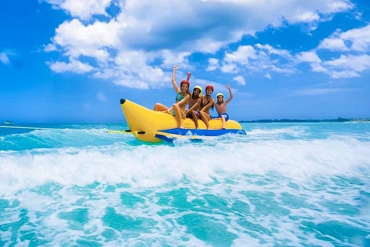Banana Boat Ride in Dubai: 15–30 Minute High-Speed Coastal Thrill photo 2
