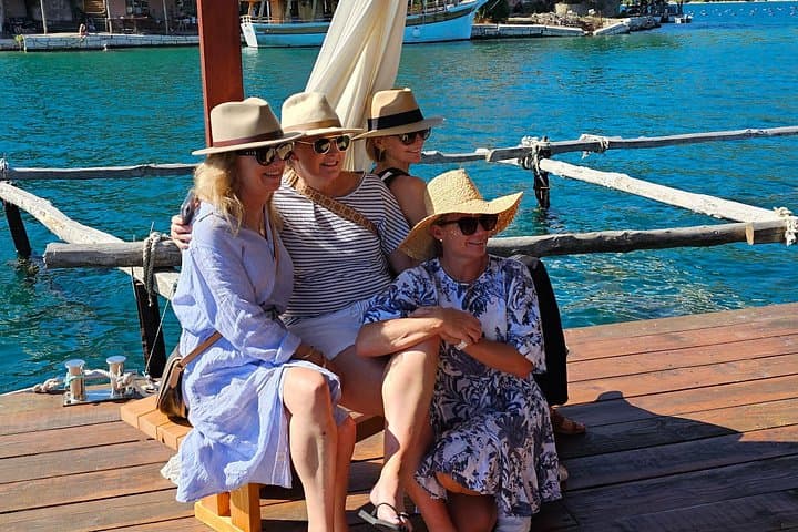 Luxury Wine and Oyster Tasting on Pelješac Peninsula — Ston Oysters & Vineyard Tour photo 4