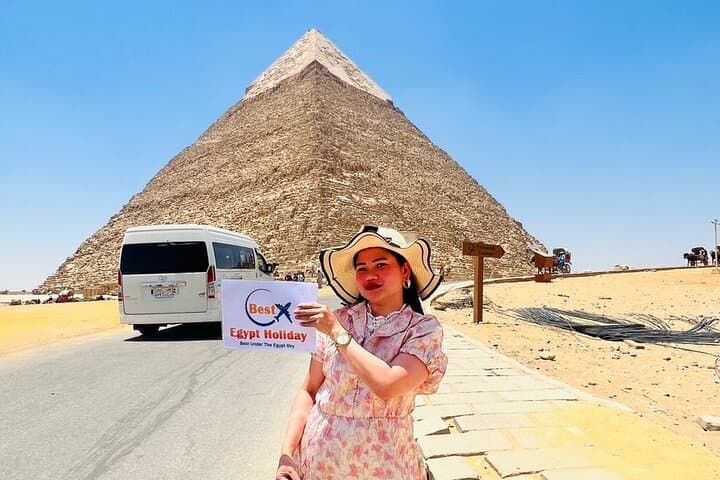 Private Day Tour: Giza Pyramids, Sphinx, Memphis & Saqqara photo 4