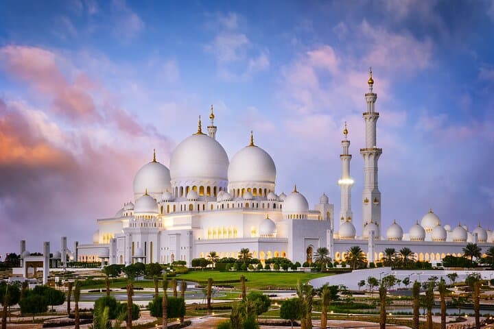 Abu Dhabi Full-Day Sightseeing from Dubai: Sheikh Zayed, Louvre, Corniche & Ferrari World photo 2